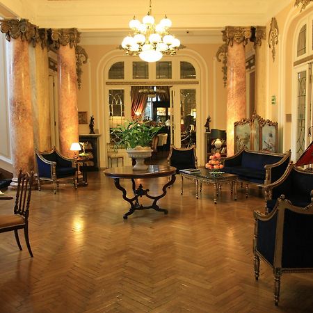Grand Boutique Hotel Bukares Bagian luar foto