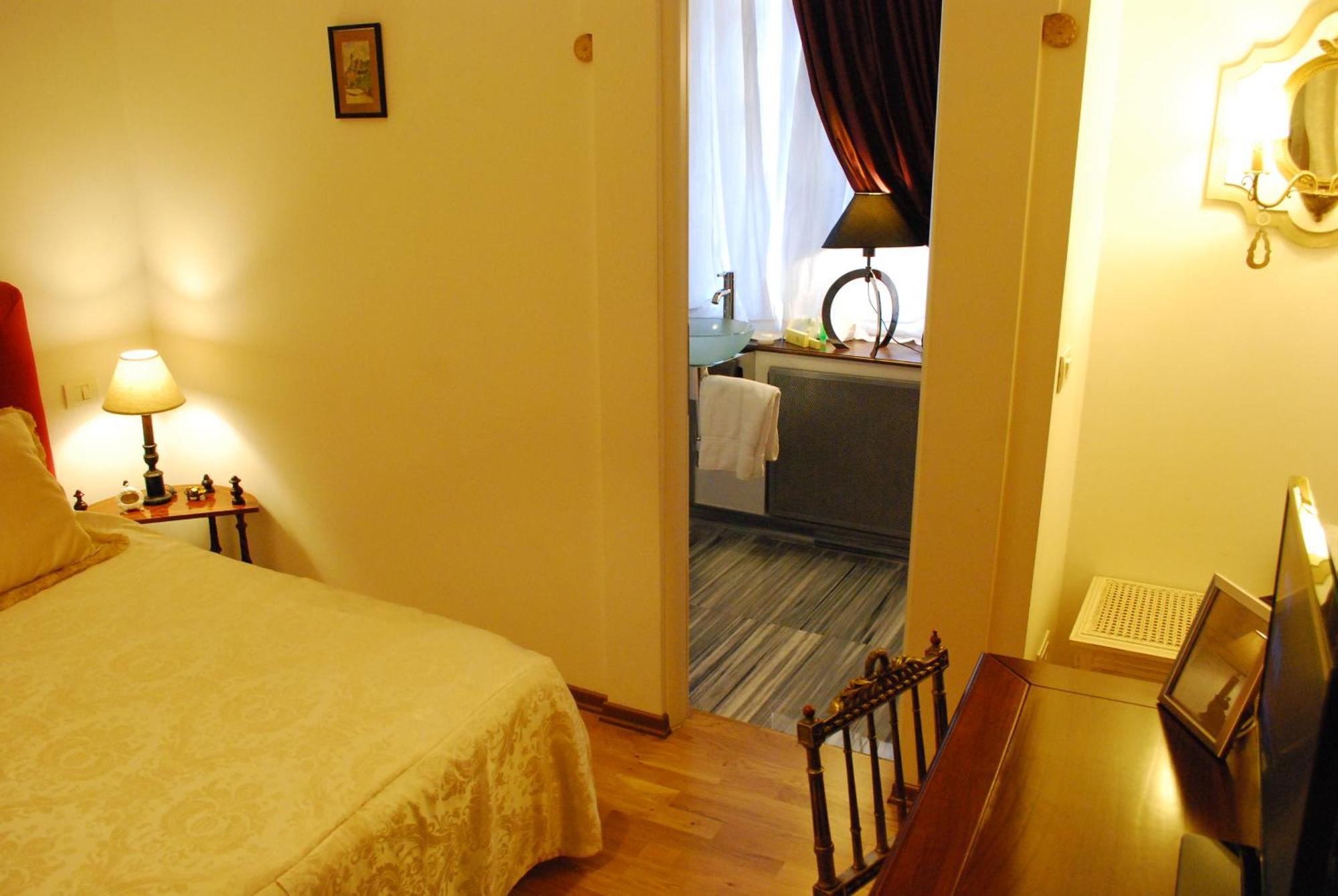 Grand Boutique Hotel Bukares Ruang foto