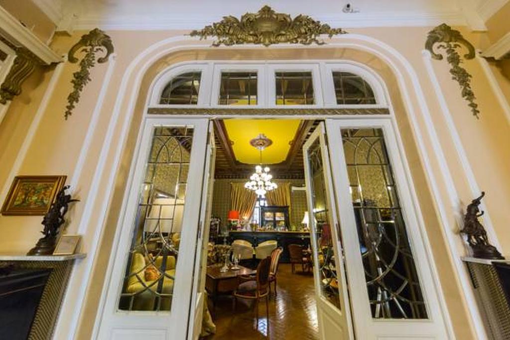 Grand Boutique Hotel Bukares Bagian luar foto