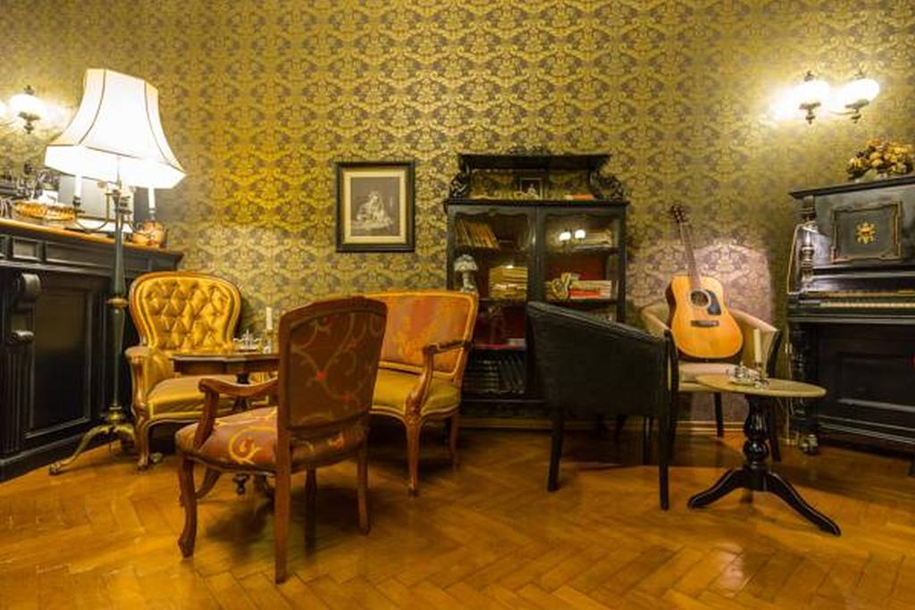 Grand Boutique Hotel Bukares Bagian luar foto