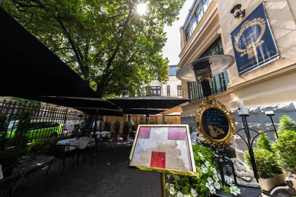Grand Boutique Hotel Bukares Bagian luar foto
