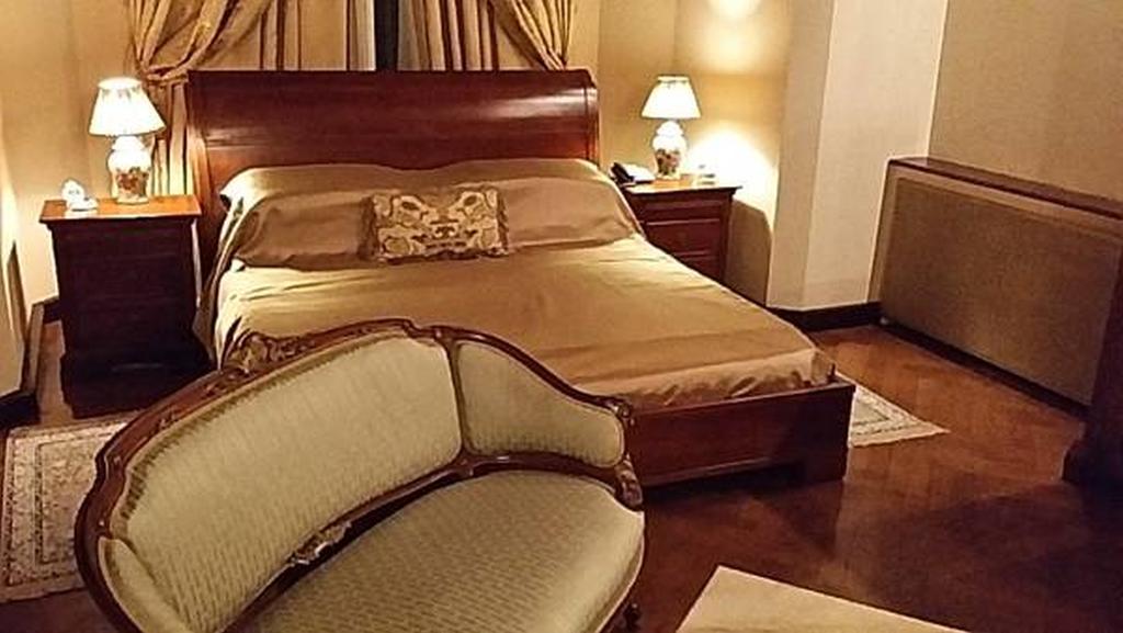 Grand Boutique Hotel Bukares Bagian luar foto
