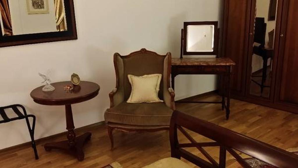 Grand Boutique Hotel Bukares Bagian luar foto