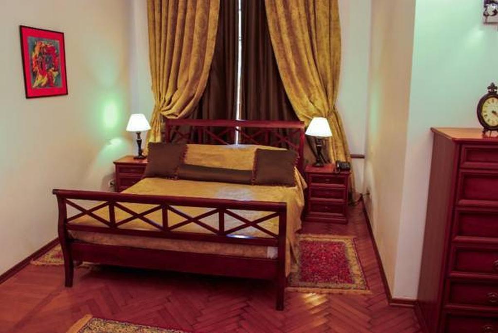 Grand Boutique Hotel Bukares Bagian luar foto